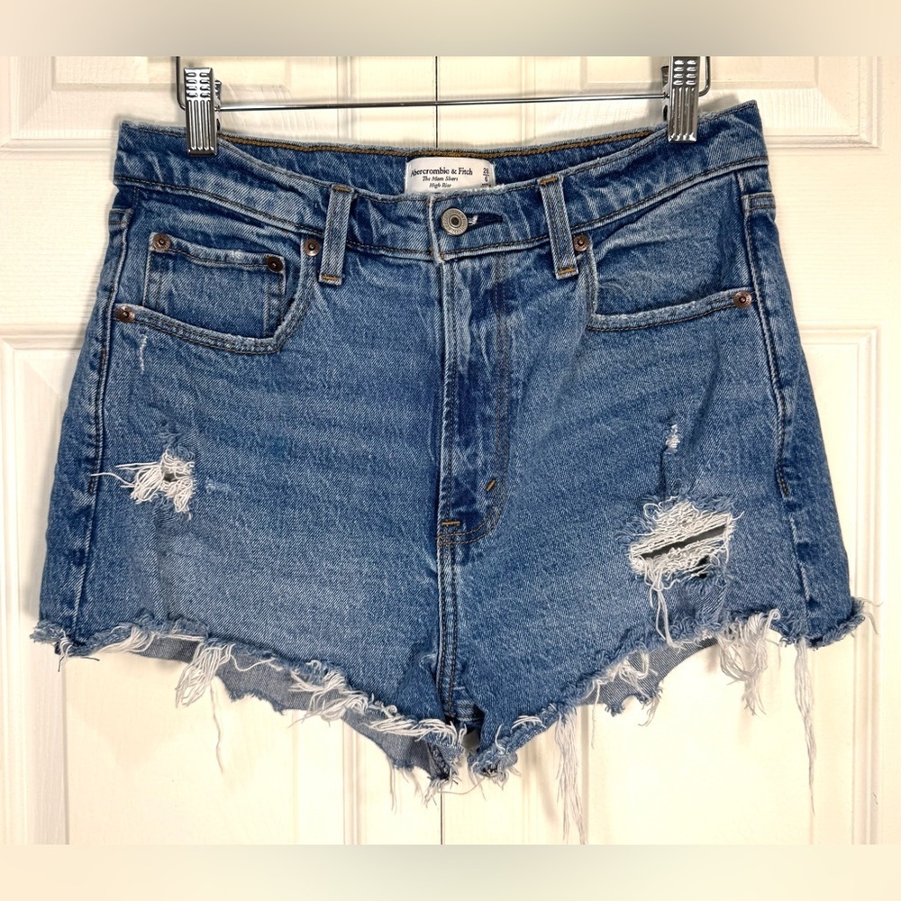 Abercrombie & Fitch Mom Shorts High Rise Distressed Denim 6/28